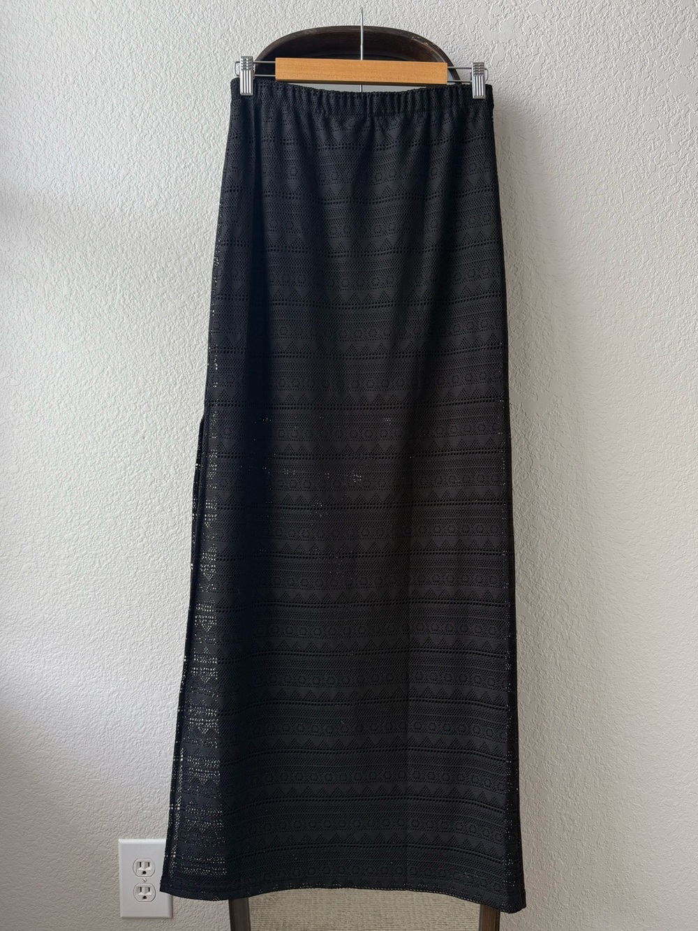 YA Los Angeles Black Maxi Skirt Side Slits Elastic Waist Size M